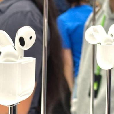 Peluncuran AirPods 4 Apple: Fitur Baru, Tanpa Kabel Pengisian Daya